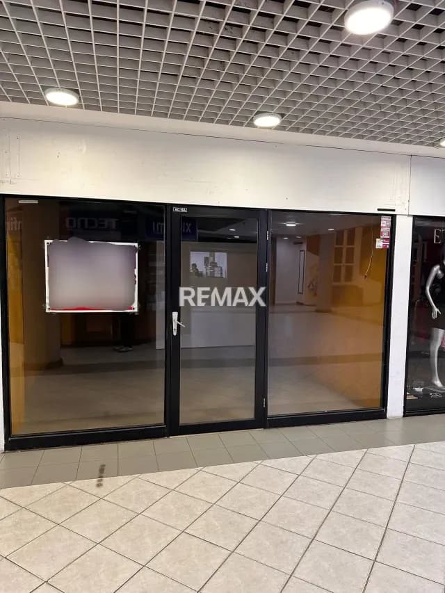 local en Lago Mall alquiler