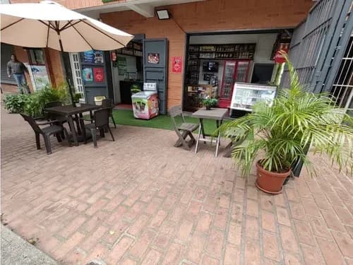 Local Comercial En Venta En San Bernardino, Caracas