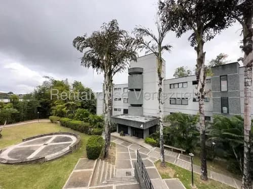 Cómodo Y Espacioso Apartamento En Venta En El Hatillo, Urb. Vista Al Valle. Ven A Conocerlo
