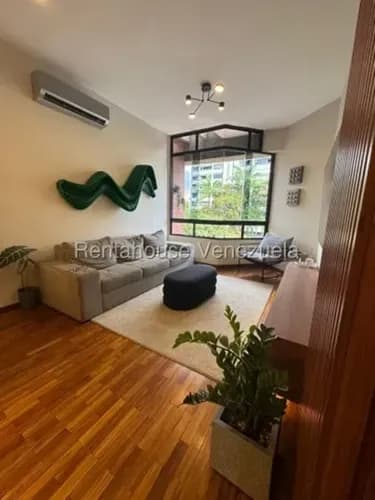 Hermoso Apartamento Remodelado Y Amoblado En Venta Santa Eduvigis I 26-19397