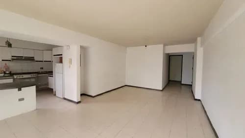 Mc Vende Apartamento En La Trigaleña, Res Las Rocas - Skg-112