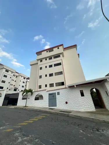 Apartamentos A Estrenar Con Fraccionamiento De Pago Urbanización Las Salias San Antonio De Los Altos. La.