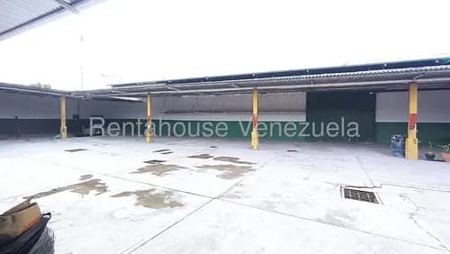 Daniela Linarez Alquila Local Comercial Con Área De Oficina, Sistema De Seguridad, Tanques Para Agua, Doble Portón De Seguridad, Fácil Acceso Zona Oeste Barquisimeto