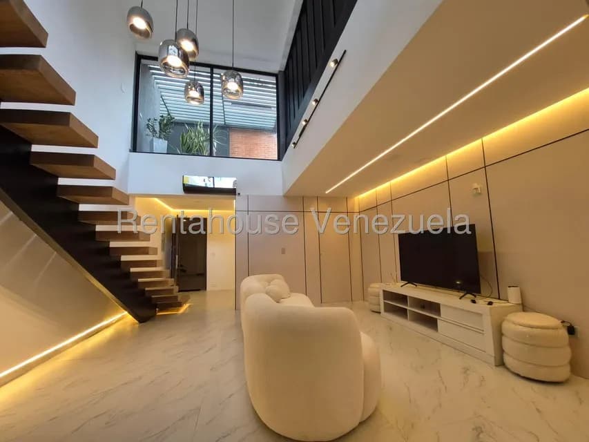 Apartamento (Duplex) en Venta en La Union, Distrito Metropolitano