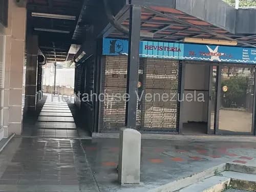 Kc.g #26-8548 Se Alquila Local. Ubicación Estratégica En Los Teques El Tambor