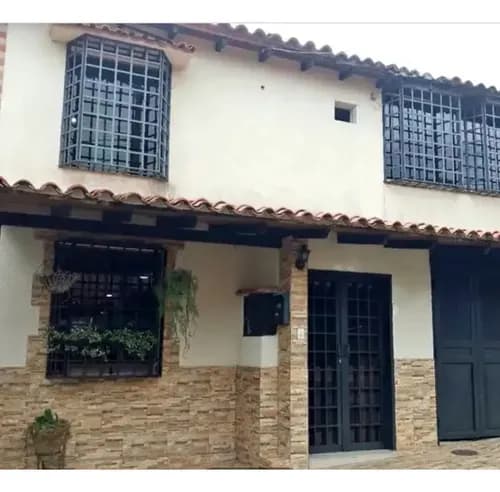 Casa En Venta Con Ampliación Zona Privilegiada De Llano Alto