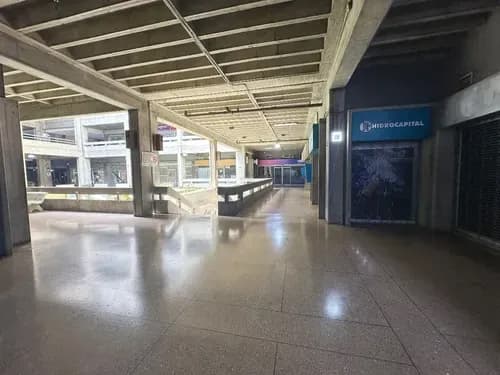 Local Comercial En Venta En Montalban
