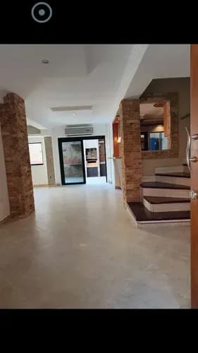 Michelle Vende Townhouse En Mañongo Res Monte Líbano Ma-r /326