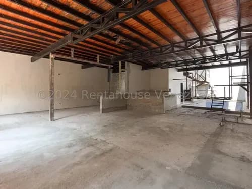 Raíza Suárez Vende 2 5 3 7 2 3 Impresionante Casa De 4 Niveles En Construcción, Diseño Abierto, Sala De Estar, Family Room, Terraza, Piscina, Vista Panorámica, Ubicada En Almarriera Cabudare Lara.