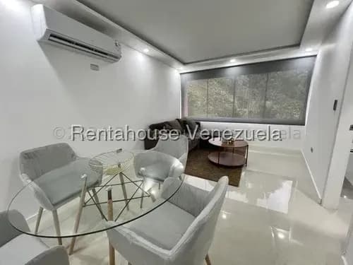 Apartamento En Alquiler En El Cigarral 26-20217 As