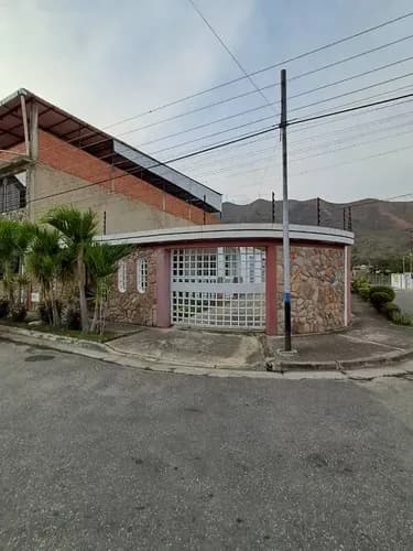Casa En Venta En San Diego Urb La Esmeralda Ls