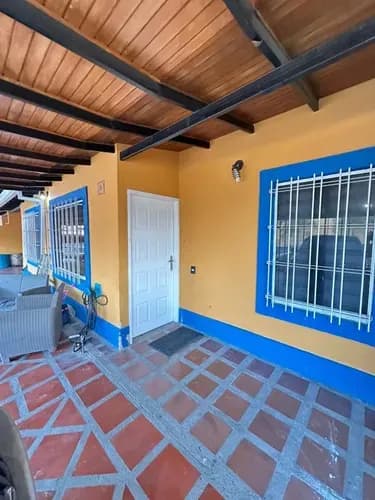 Venta De Hermosa Casa Equipado Con Piscina En San Diego