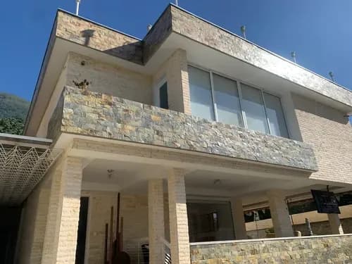Ym - Casa Recien Remodelada En Urb. Cerrada En Sebucan