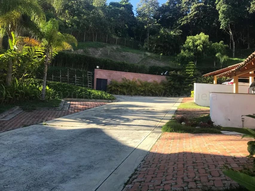 Casa (Duplex) en Venta en Oripoto, Distrito Metropolitano