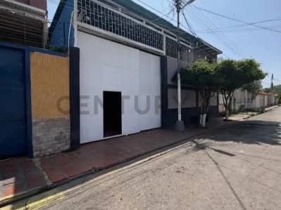 VENTA DE GALPON SECTOR BARRIO SUCRE BARCELONA ANZOATEGUI