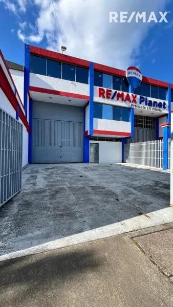 VENTA de Galpon 16-b zona industrial de paramillo