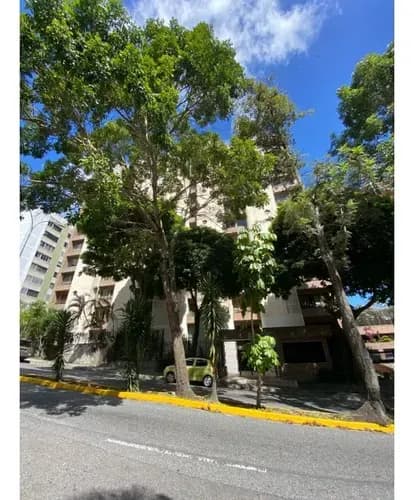Vendo Apartamento 330m2 Los Naranjos 8341