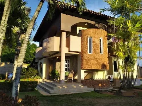Casa - Quinta De Esquina- Sector La Mira