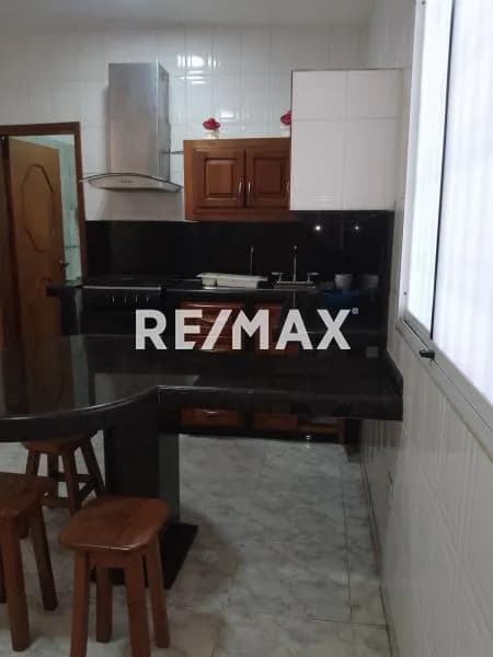 Alquiler de anexo o mini apartamento