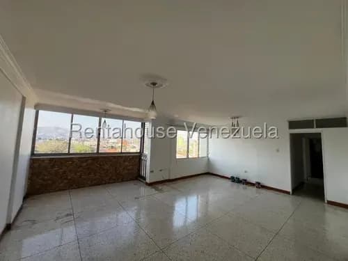 Raíza Suárez Alquila 2 6 1 4 2 4 5 Amplio, Fresco Y Cómodo Apartamento De 4 Habitaciones, 3 Baños, Ubicado En El Centro De Barquisimeto