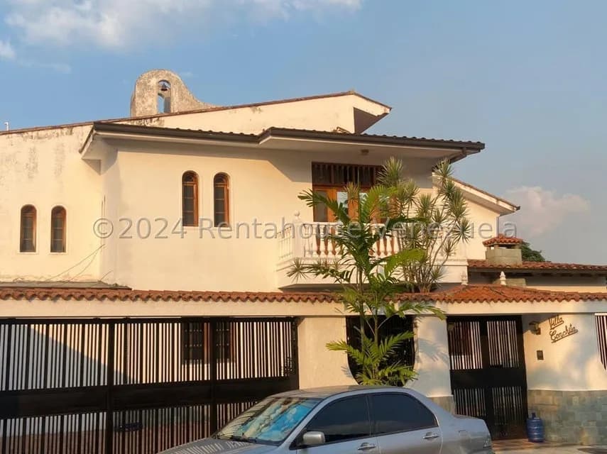 Casa (Multipes Niveles) en Venta en Los Samanes, Distrito Metropolitano