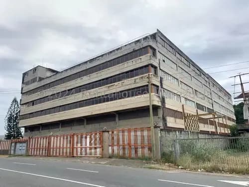 Edificio Industrial / Comercial ( 5 Pisos ) Venta Guatire ( Urb. El Marques ) Mls-26-9829