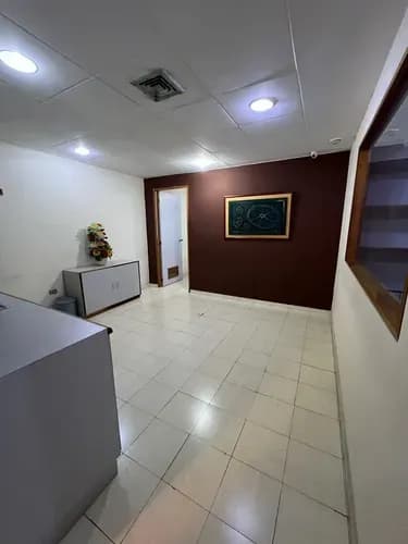 (gb989) En Alquiler Local Comercial En Cc Camoruco