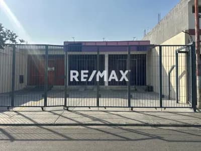LOCAL COMERCIAL A ESTRENAR EN VENTA CERCA DE GUACARA PLAZA