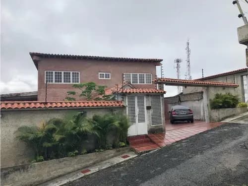 Casa En Venta Con Terreno Propio Urb Pan De Azucar Carrizal