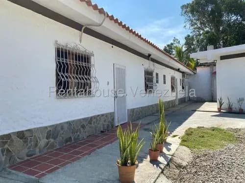 Milagros Inmuebles Casa Alquiler Barquisimeto Lara El Manzano Economica Residencial Economico Código Inmobiliaria Rent-a-house 26-9649