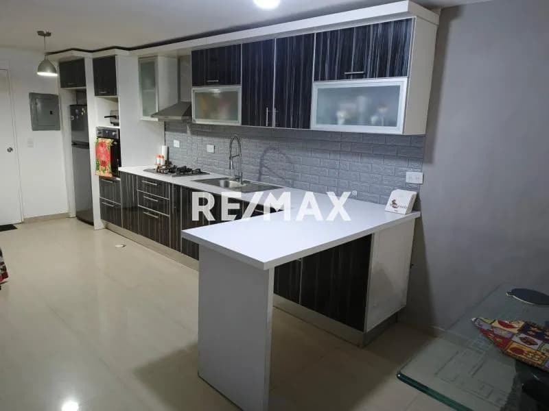 En venta. Apartamento duplex en Conjuntos Residencial Doral.Beach