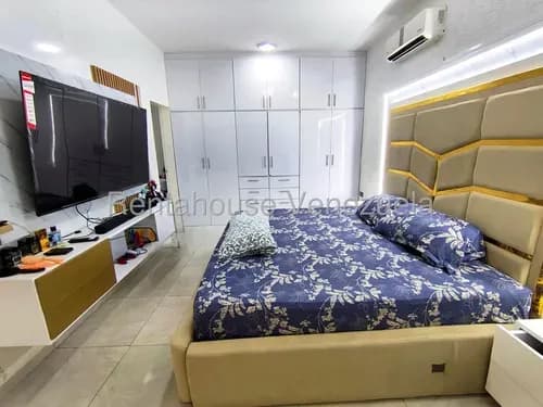 Nataly Zambrano 26-18571* Te Ofrece Esta Hermosa Y Moderna Casa (duplex) En Venta En Casa Linda