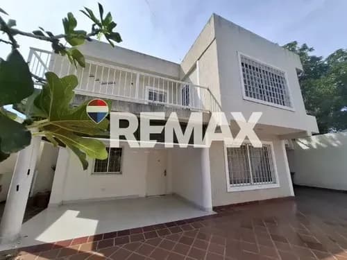 Re/max 2 Mil Vende Casa, En Avenida Guaiqueri, En Sabanamar, Porlamar, Nueva Esparta, Isla De Margarita