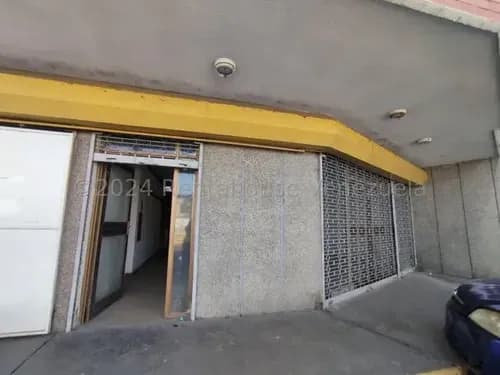 Local En Alquiler Ubicado En La Trigaleña Valencia Carabobo 25-1703