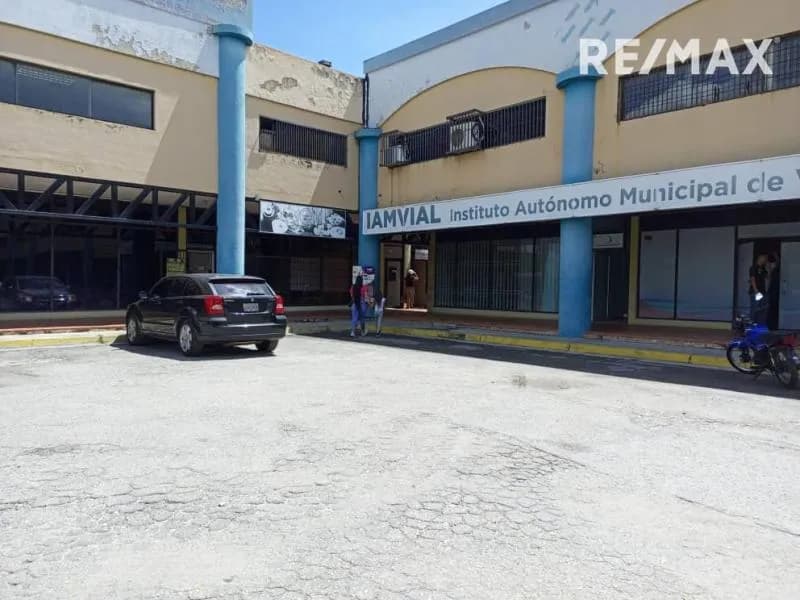 Venta de Local comercial en C.C. Municipal Industrial