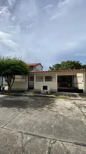 Casa En Venta, Lomas De Alto Barinas, Lista De Habitar, Barinas, Am