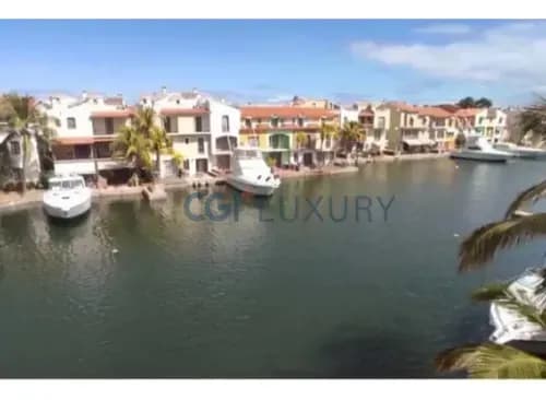 Cgi+ Luxury Lecheria Vende Townhouse De 3 Niveles, Pueblo Viejo Isla De Rodas
