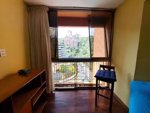 Alquilo Fabuloso Apartamento La Alameda/2h/2b/2p/ Con Muebles/ Comodo/agradable.