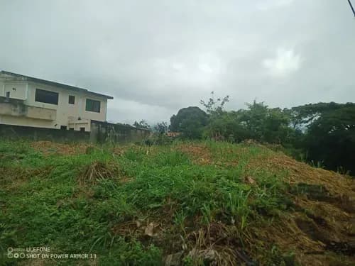 Grabiela Vende Terreno Plano En Colinas De Guataparo.