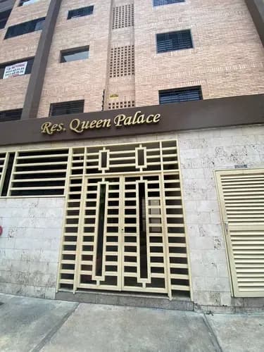 Oportunidad De Negocio Apartamento Ubicado En La Urbanización La Soledad Obra Gris