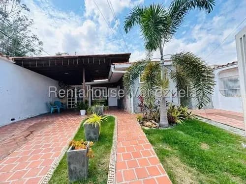 Lcda. Milagros Carrasquel Casa Venta Cabudare Lara El Recreo Economica Residencial Economico Código Inmobiliaria Rent-a-house 26-16215