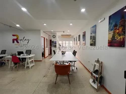 Moderna Oficina Venta Chacao Remodelada Ubicacion Estrategica