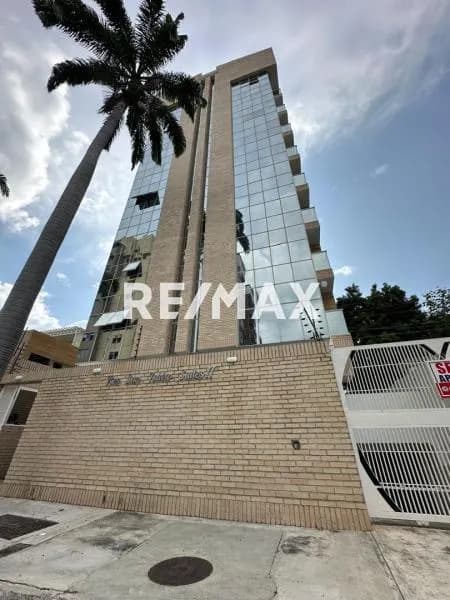 APARTAMENTO EN VENTA RESD SAN ISIDRO SUIETE II