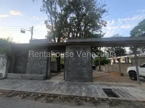Orieta Rojas Vende Terreno En San Diego, Las Morochas De 1001 M2 Con Casa Duplex En Obra Gris 26-16032 Abr28