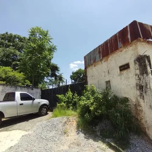 Venta De Terreno En Avenida Bolívar Norte Valencia 1917