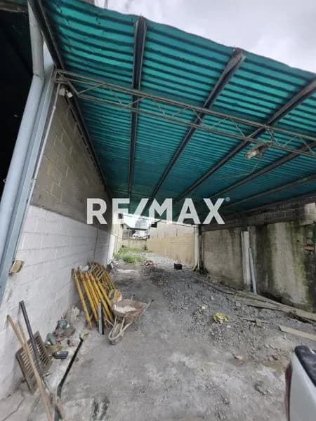 En venta galpón en venta en la zona industrial III