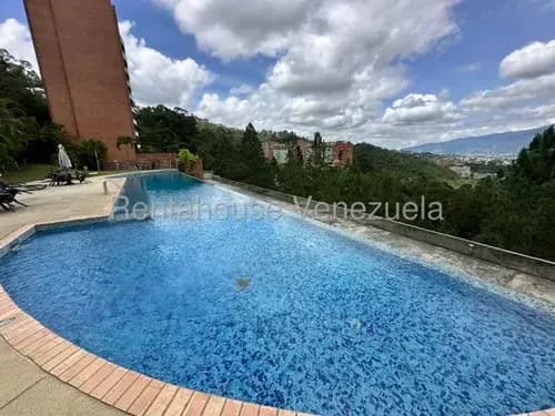 Apartamento ( Remodelado / Equipado ) Venta Solar Del Hatillo ( Resd. Autana ) Mls-26-8109