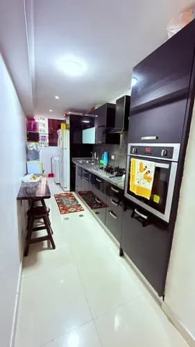 Apto En Urb Las Minas 94m 3h 2b 1p Piso Bajo Remodelado Aire Acondicionado Porcelanato