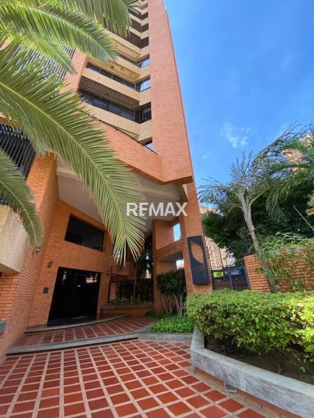 Apartamento en Residencias Paraíso, Indio Mara. En Alquiler