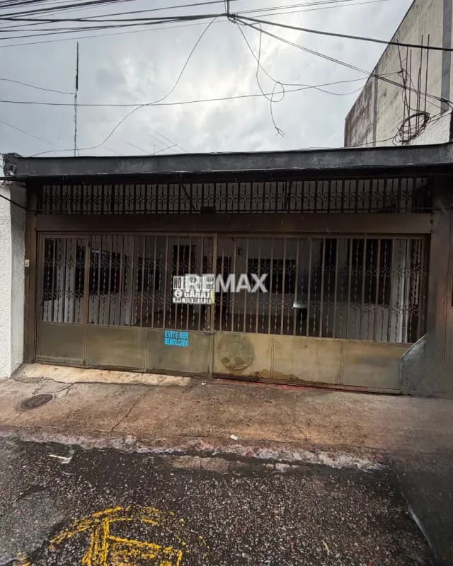 Casa Comercial en Barrio Obrero